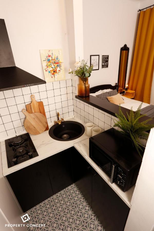 Bohemian Central Concept Studio Boekarest Buitenkant foto