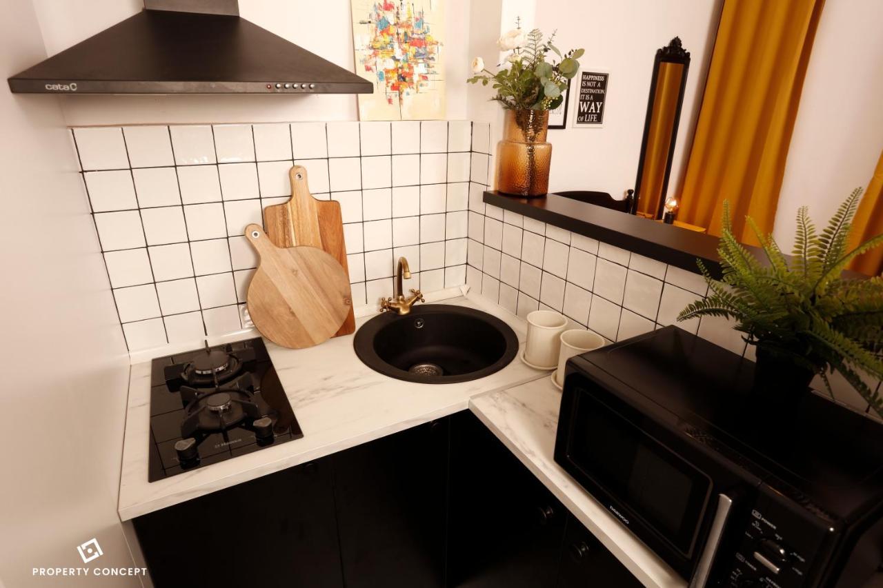 Bohemian Central Concept Studio Boekarest Buitenkant foto